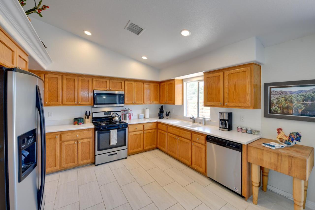 Updated Abode 22 Mi To Joshua Tree National Park! Morongo Valley Exteriér fotografie