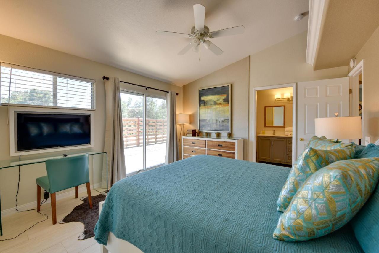 Updated Abode 22 Mi To Joshua Tree National Park! Morongo Valley Exteriér fotografie